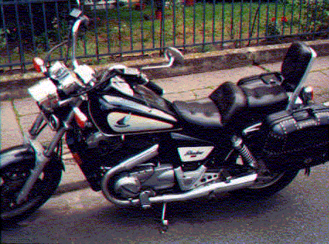 mein Motorad von der Seite